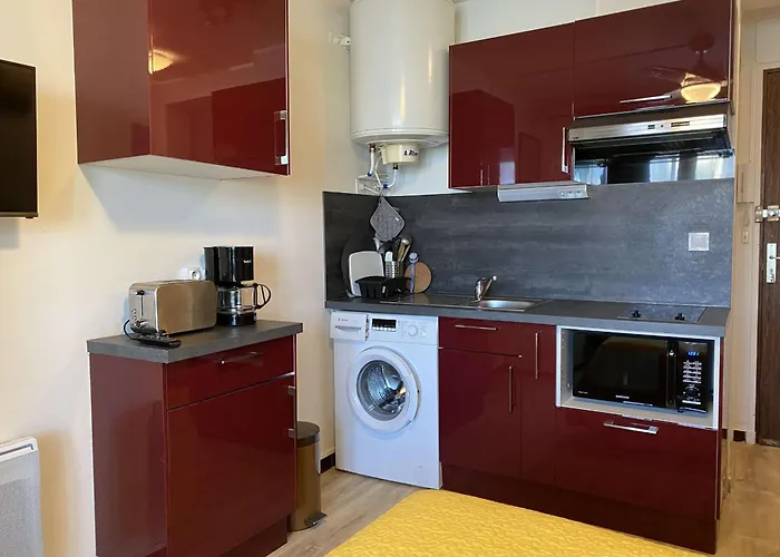 Daire Joli Renove Avec Loggia Fermee, Equipe, Wifi, Classe 2 Etoiles A - Fr-1-553-161 Balaruc-les-Bains