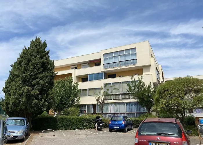 Joli Renove Avec Loggia Fermee, Equipe, Wifi, Classe 2 Etoiles A - Fr-1-553-161 Daire *